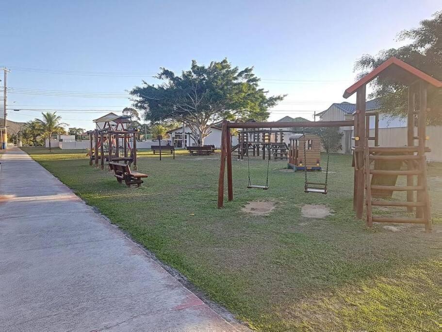 Casa Com Piscina, Churrasqueira E Ar Condicionado Em Condominio Cabo Frio Exterior foto
