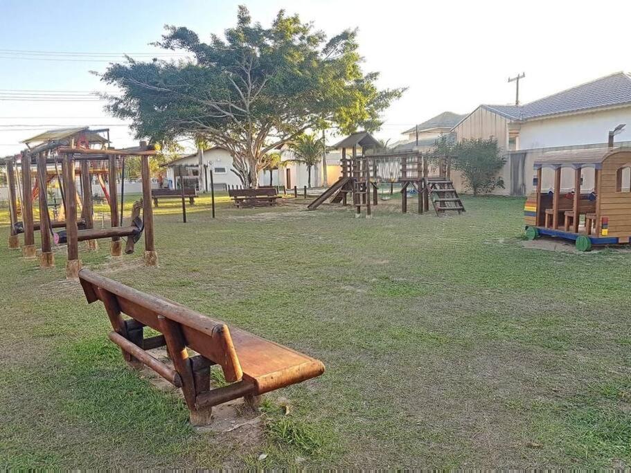 Casa Com Piscina, Churrasqueira E Ar Condicionado Em Condominio Cabo Frio Exterior foto